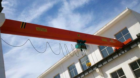 起重機(jī)減速機(jī)漏油是什么原因造成？